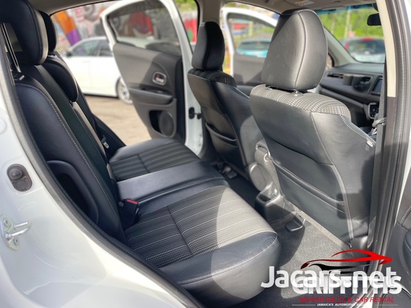 Honda Vezel 1,5L 2016-8