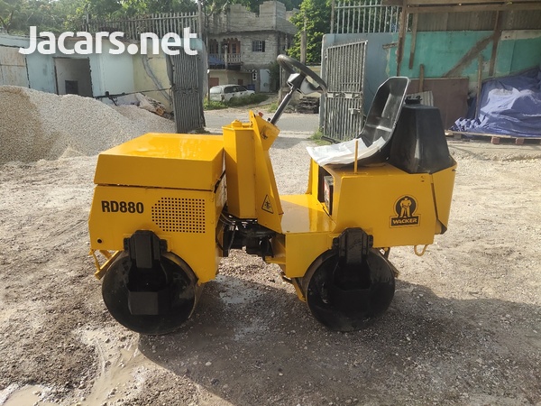 Wacker Roller-3