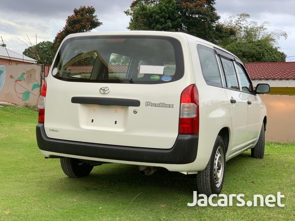 Toyota Probox 1,5L 2016-6