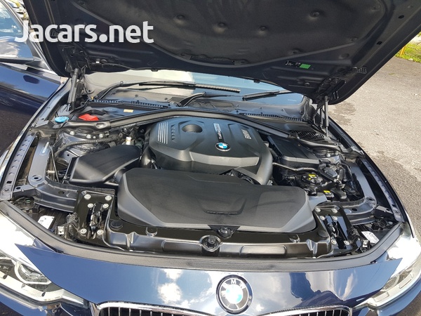BMW 3-Series 2,0L 2016-11