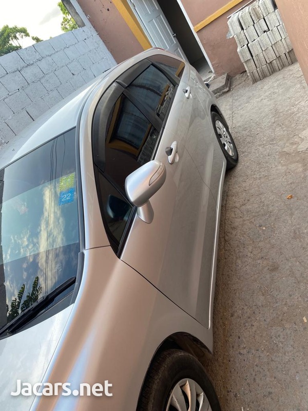 Honda Stream 2,0L 2011-4