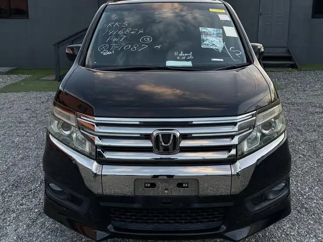 Honda Stepwgn Spada 2,0L 2015, Manchester - 2