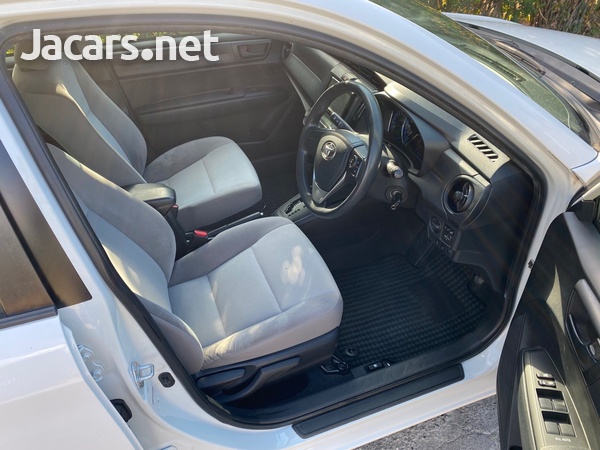 Toyota Axio 1,5L 2017-9