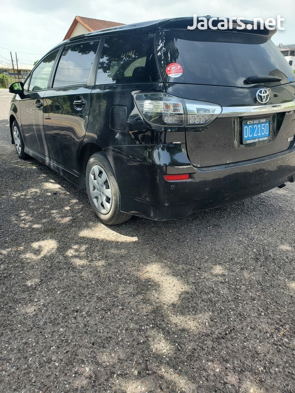 Toyota Wish 1,8L 2013-8