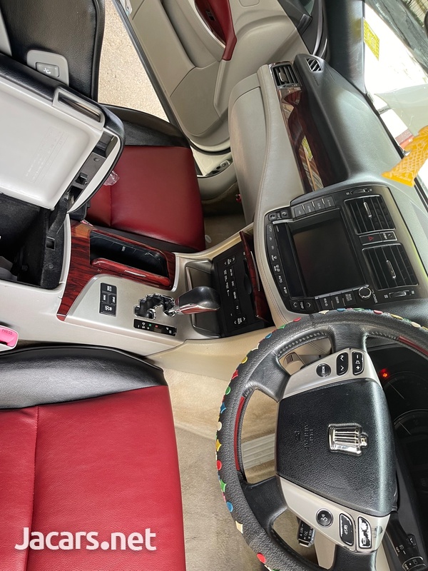 Toyota Crown 2,5L 2011-6