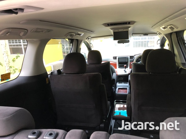Toyota Vellfire 2,4L 2010-9