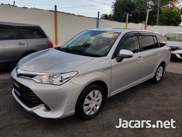Toyota Fielder 1,8L 2016-2
