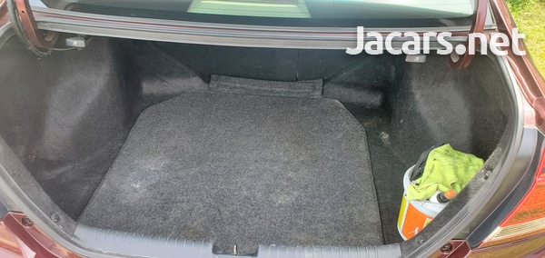Honda Civic 1,8L 2015-7