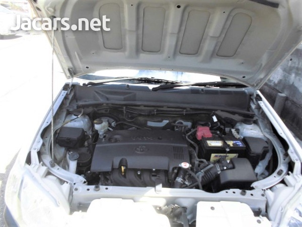 Toyota Probox 1,5L 2017-4