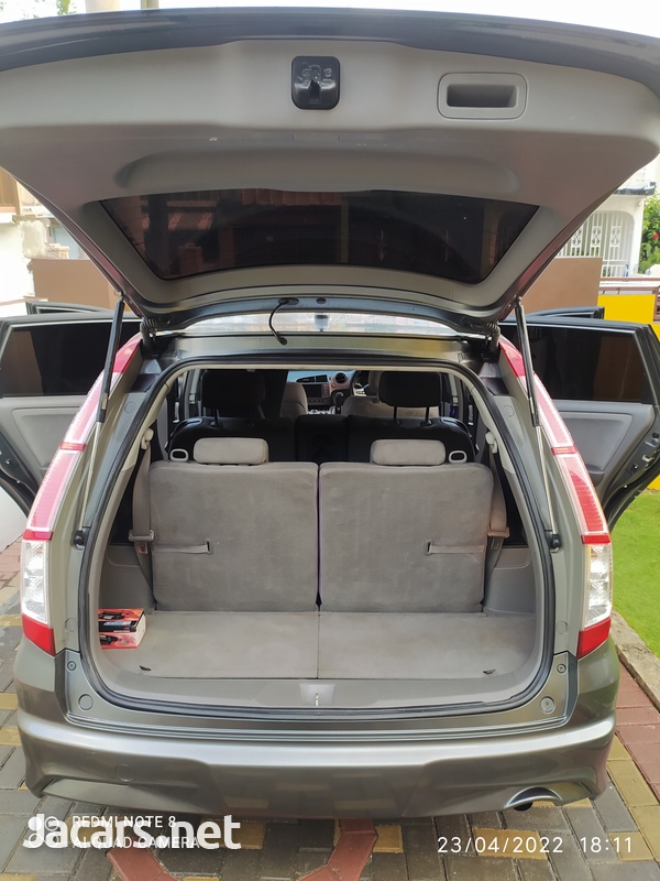 Honda Stream 1,8L 2010-6