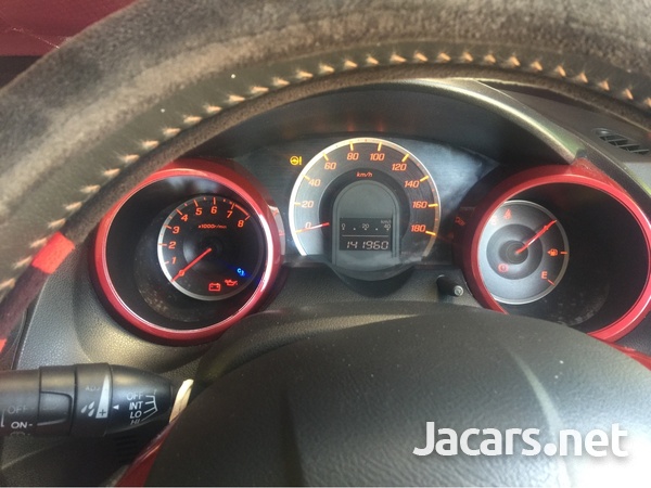 Honda Fit 1,5L 2008-8