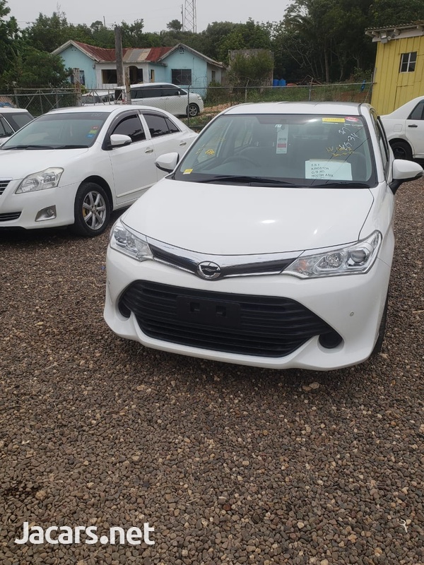 Toyota Axio 1,5L 2017-1
