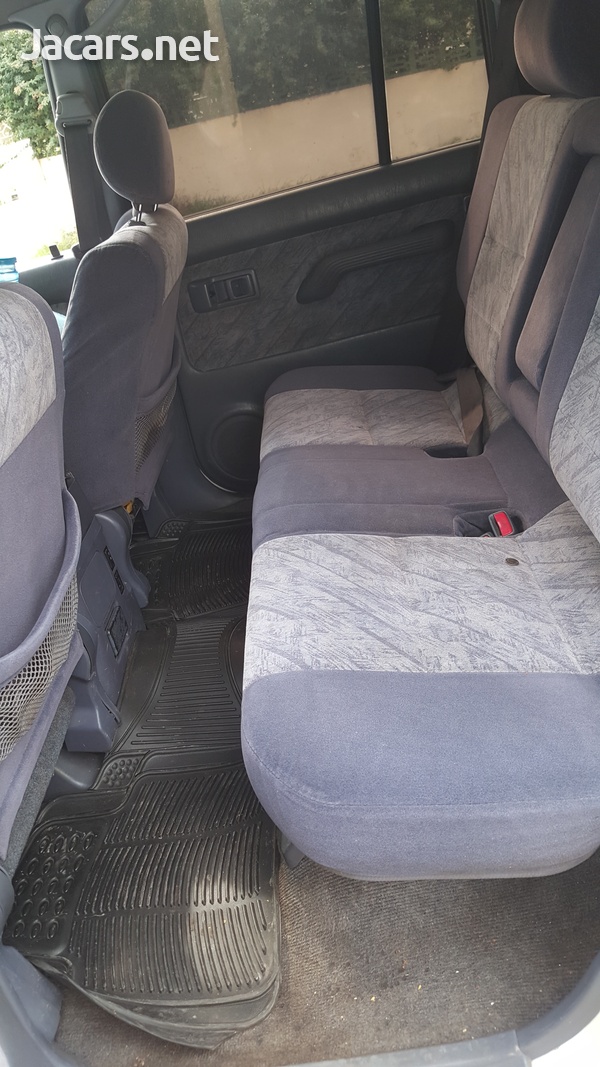 Toyota Land Cruiser Prado 2,0L 1990-8