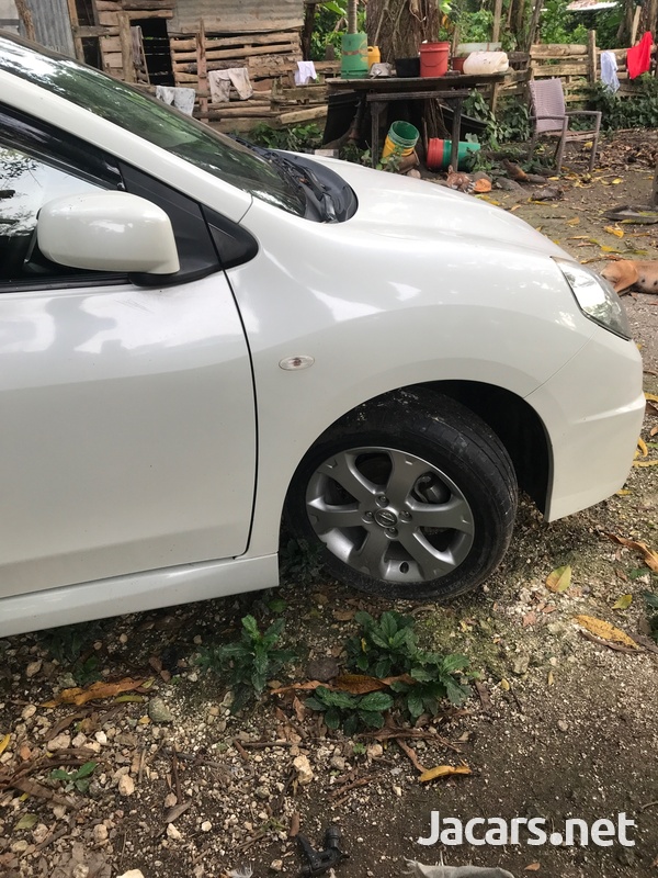Nissan Wingroad 1,5L 2015-4