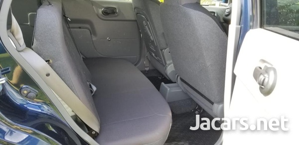 Nissan AD Wagon 1,5L 2015-1
