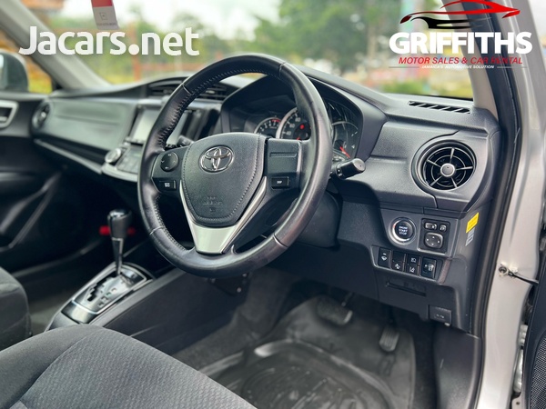 Toyota Corolla 1,5L 2017-8