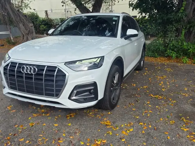 Audi Q5 2,0L 2023, Kingston - 6
