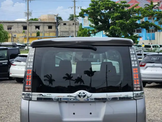 Toyota Voxy 2,0L 2017, Saint Mary - 4