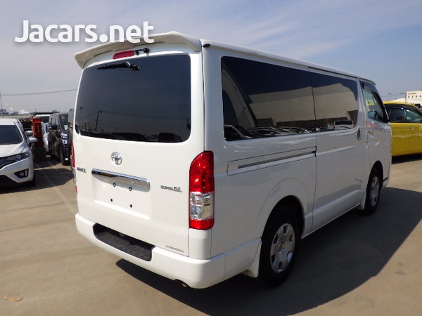Toyota Hiace 2,0L 2014-4