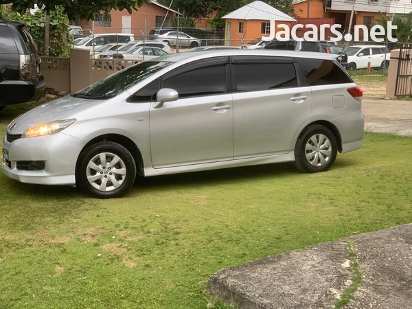 Toyota Wish 1,8L 2012-10
