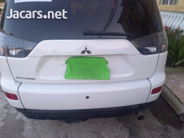 Mitsubishi Outlander or Airtrek 2,0L 2009-10