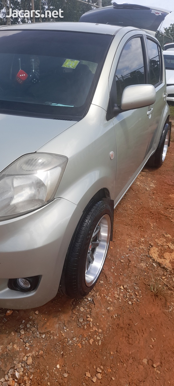 Toyota Passo 1,3L 2008-4