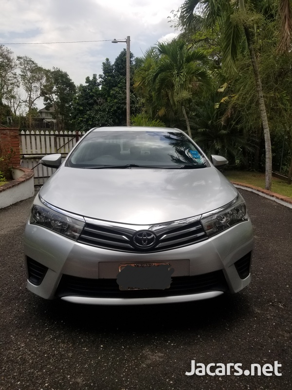 Toyota Corolla Altis 1,6L 2016-1
