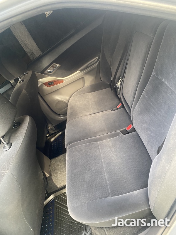 Toyota Allion 2,0L 2015-6