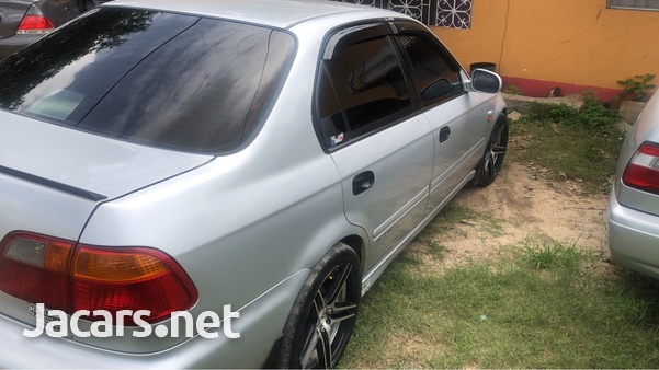 Honda Civic 1,8L 2001-6