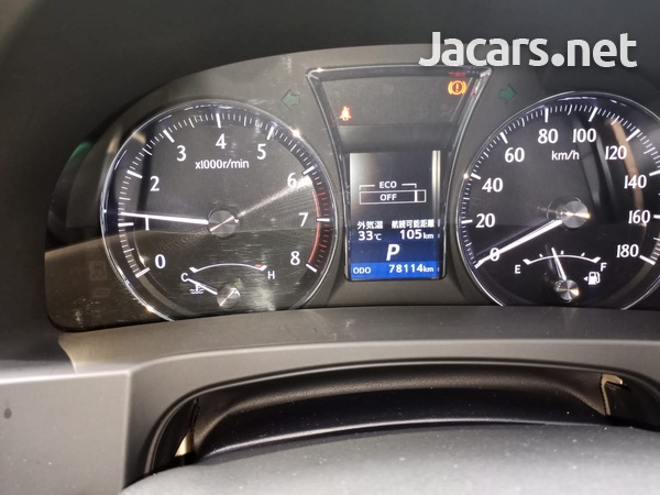 Toyota Crown 3,0L 2014-9