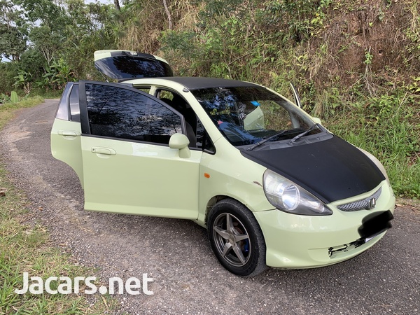 Honda Fit 1,3L 2004-3