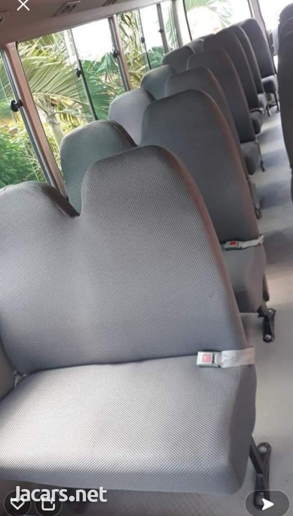 WE BUILD AND INSTALL BUS SEATS FOR TOYOTA HIACE,CARAVAN,COASTER 8762921460-15