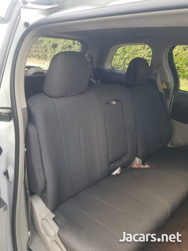 Toyota Estima 2,4L 2012-4