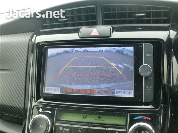 Toyota Fielder 1,5L 2013-3