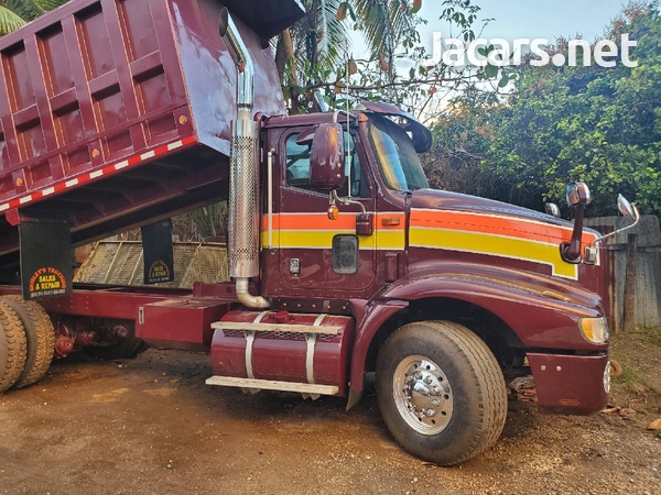 International 9200i-1