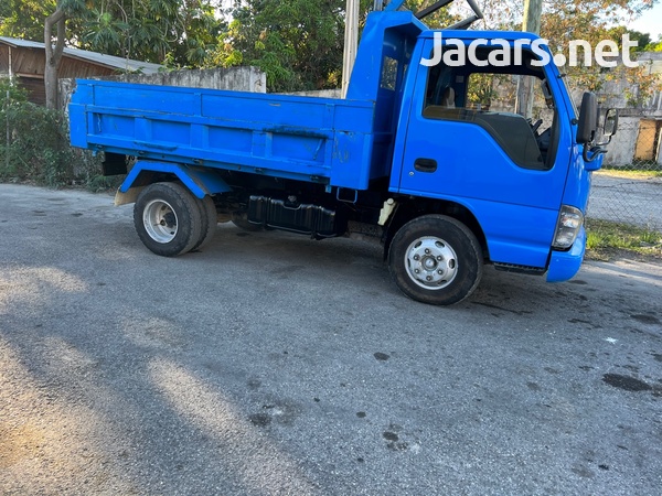 Isuzu wide cab 7tonn Elf tipper-10