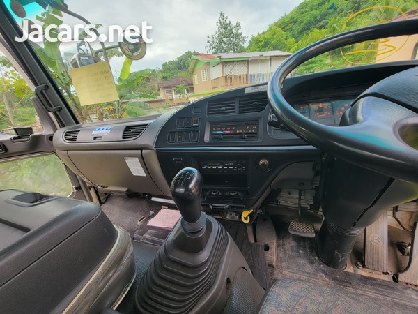 Izuzu Forward Dump Truck 5Ton-12