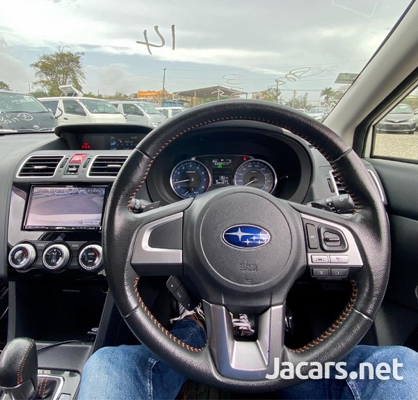 Subaru XV 2,0L 2015-6
