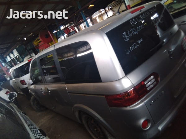 Nissan LaFesta 2,0L 2012-1