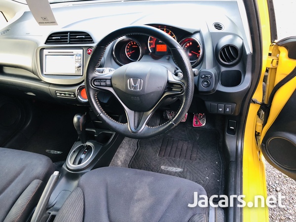 Honda Fit 1,5L 2012-11