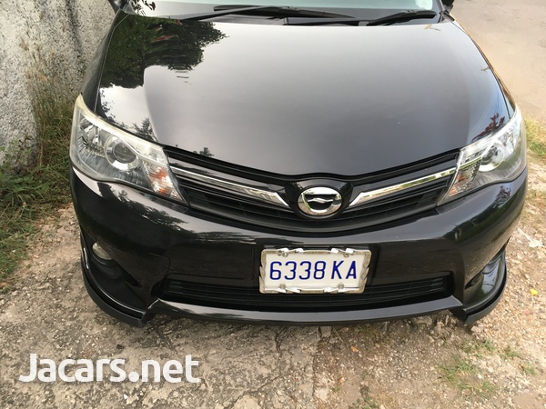 Toyota Fielder 1,8L 2013-10