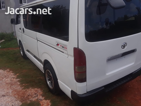 Toyota Hiace 3,0L 2009-1
