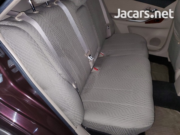 Toyota Premio 2,0L 2016-6