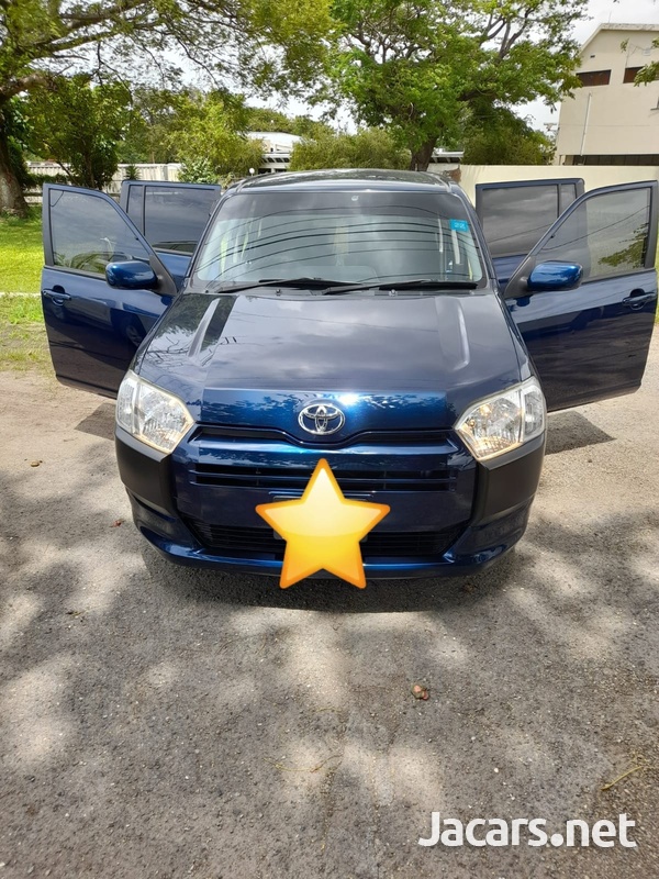 Toyota Succeed 1,5L 2016-1