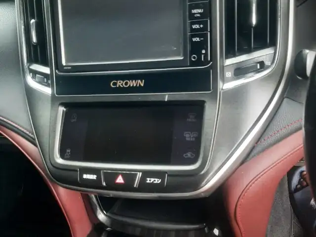 Toyota Crown Athlete 2,0L 2016, Saint Catherine - 3