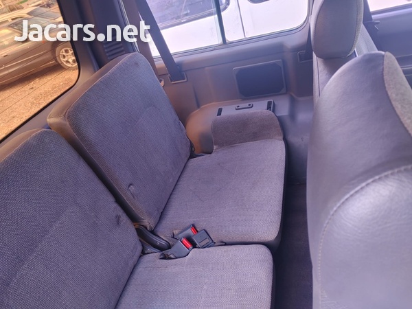 Mitsubishi Pajero 1,8L 1997-5