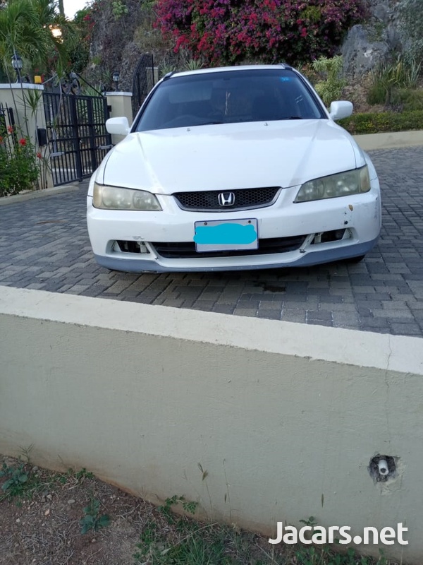 Honda Accord 2,0L 2002-1