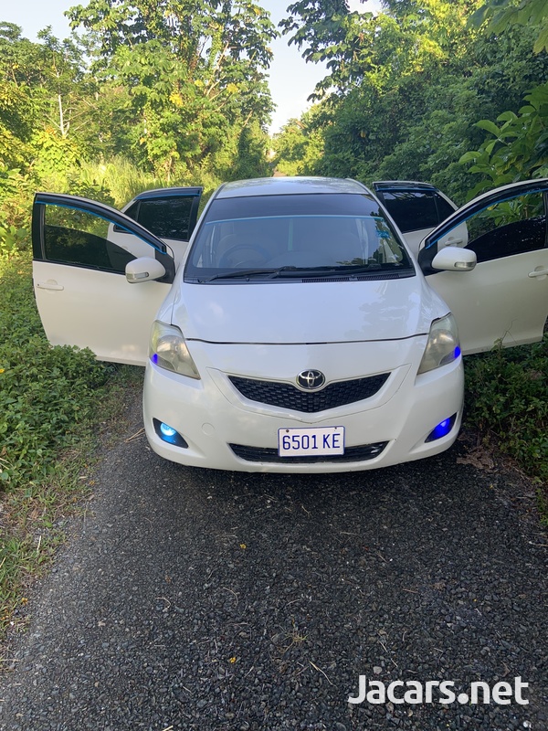 Toyota Belta 1,8L 2010-7