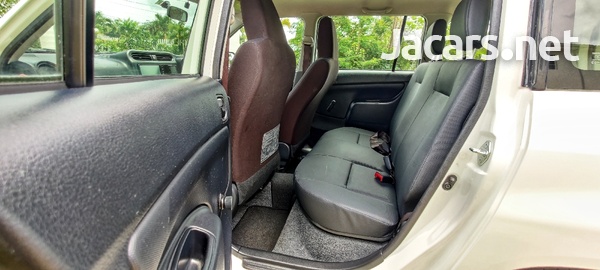 Toyota Succeed 1,5L 2017-9