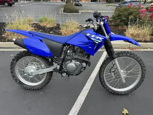 2025 Yamaha TT-R230, Clarendon